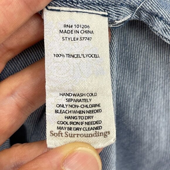 Soft Surroundings V-Neck Tencel Roll Tab Sleeve Blue Chambray Boho Top - Picture 10 of 11